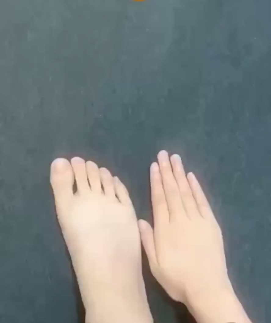 @Uzmi