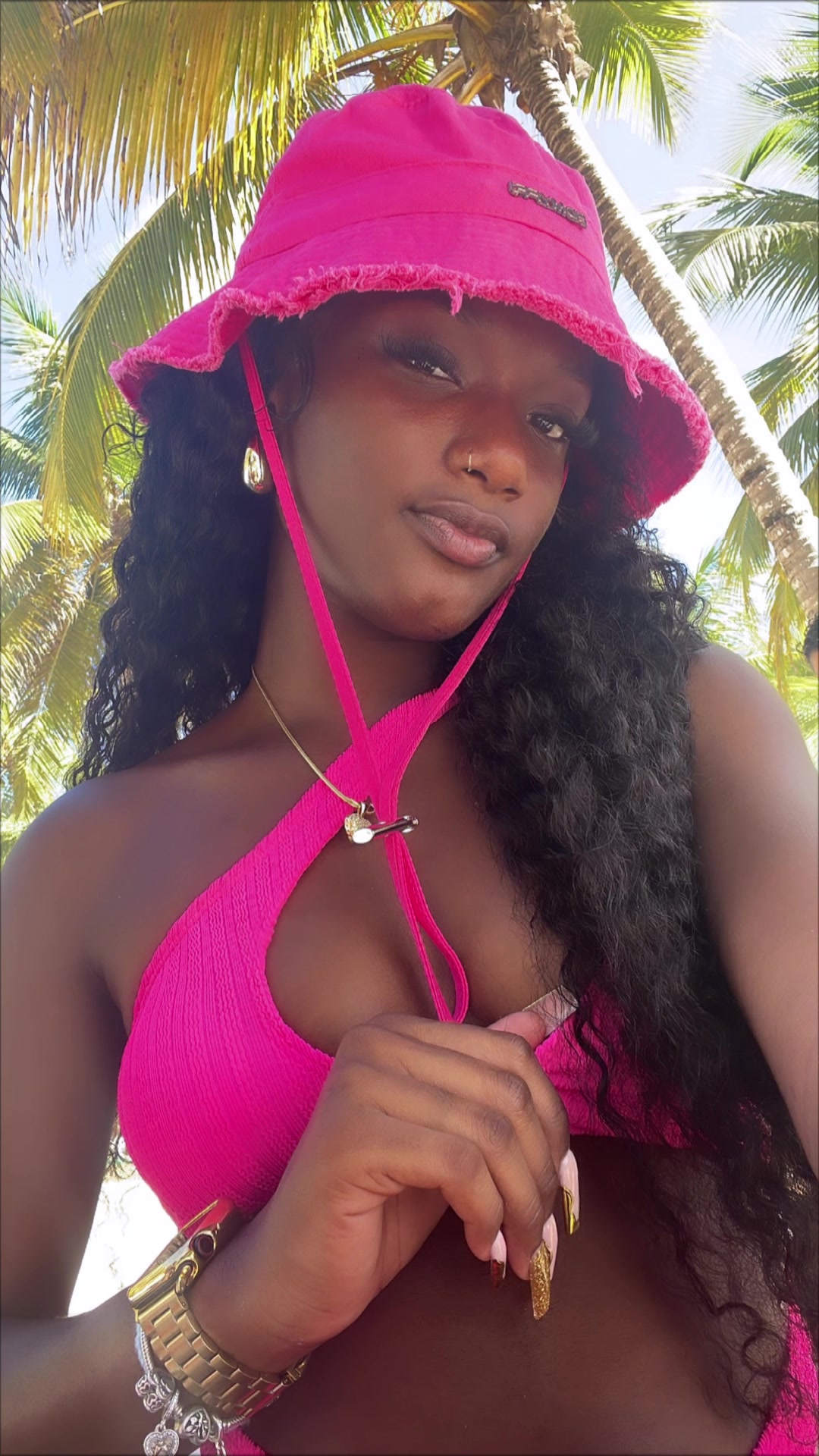 @PrettiiNeek🫶🏽