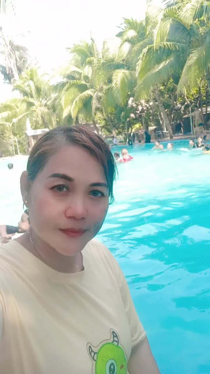 @Mama Moe