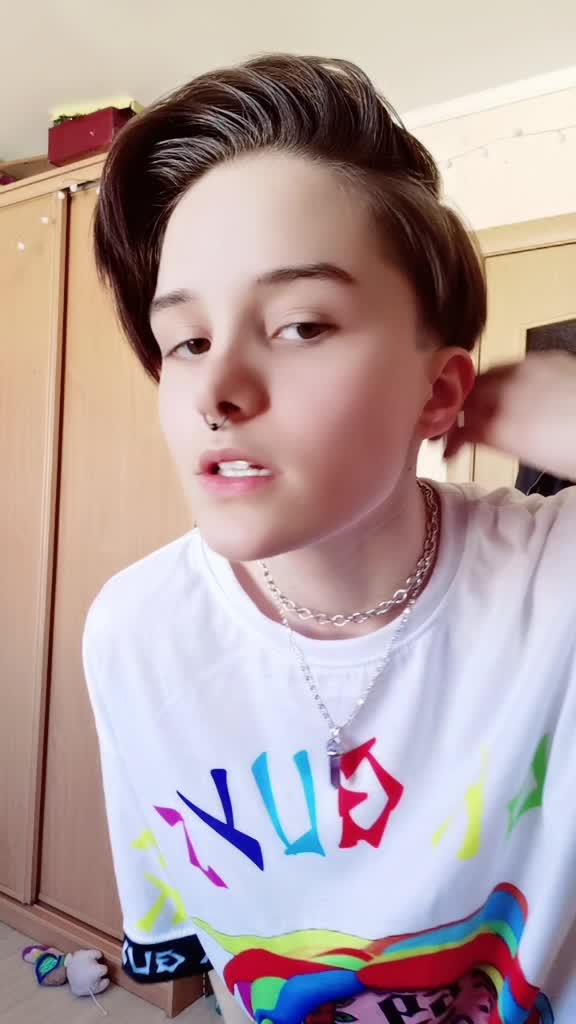 @Ненормальный человек