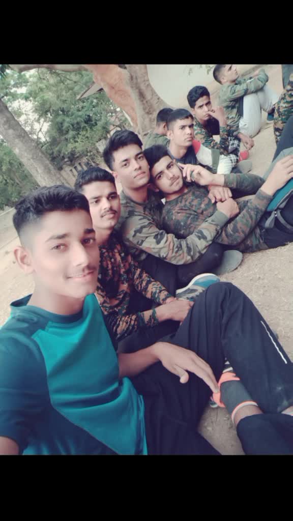 @VIHAAN SINGH TOMAR