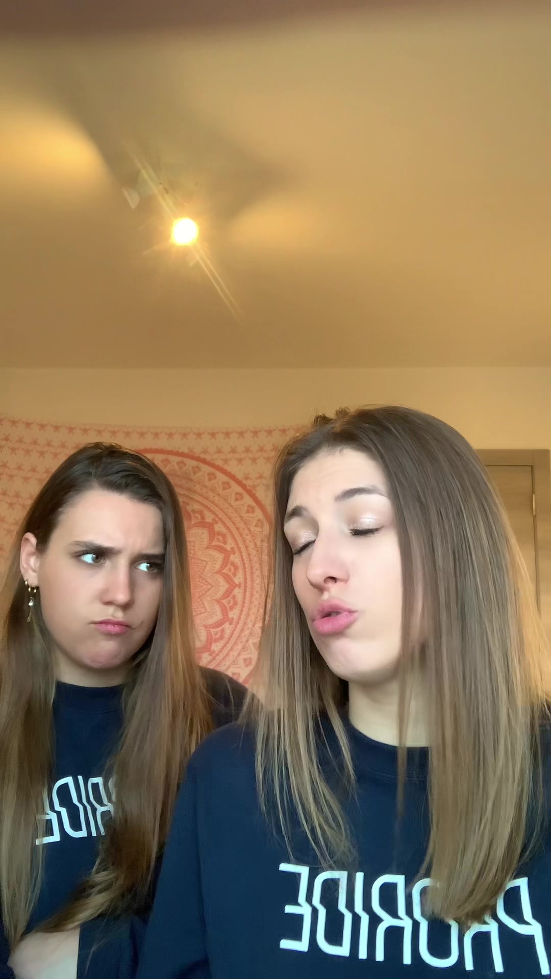 @Elodie & Laura 💎