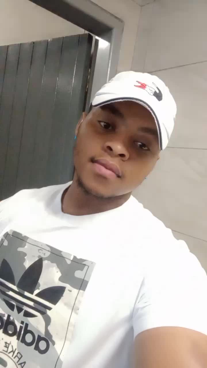 @Sphesh_17_Thusi