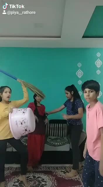 @🦄Niyati rathore🦄