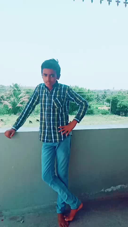 @KINGMAKER VISHWAS 😜