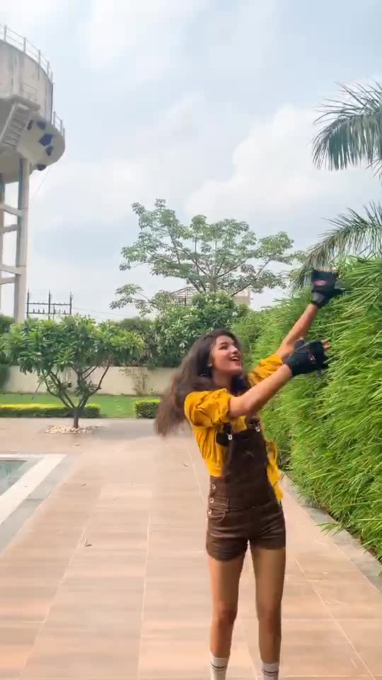 @Anukriti__pandey