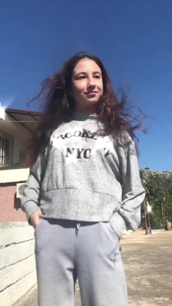 @ElaOral