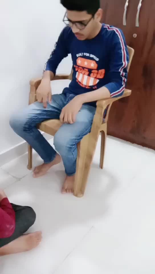 @AweshAk47