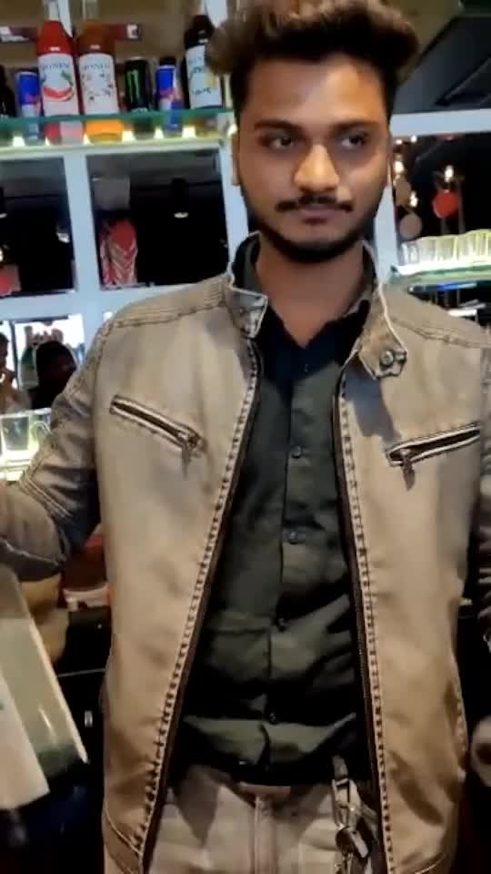 @Oye__nomii