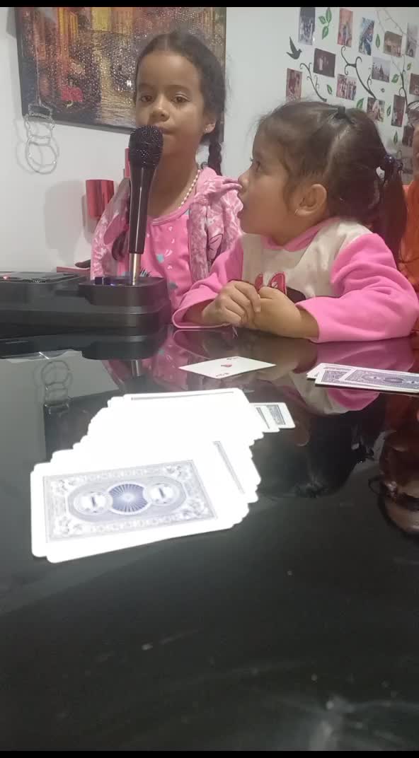 @Mónica