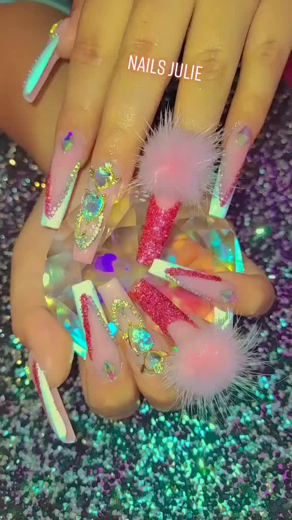 @NAILS JULIE
