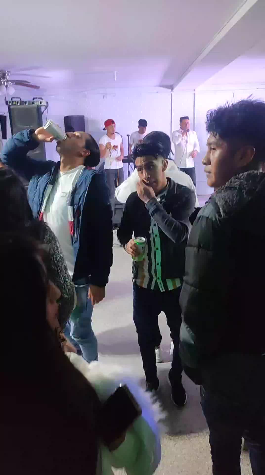 @🇪🇨@ĐΔŘŴƗŇ-_-ỮŞĦĆØ🤫