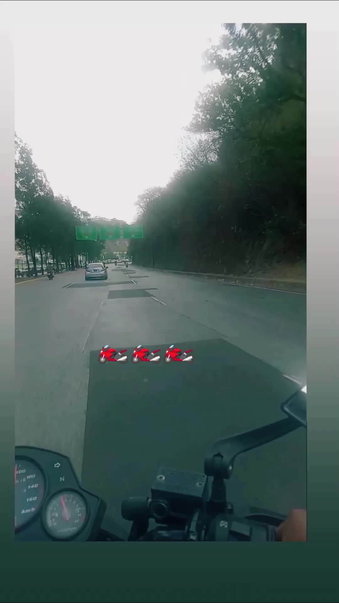 @CARLOS MART&Iacute;NEZ