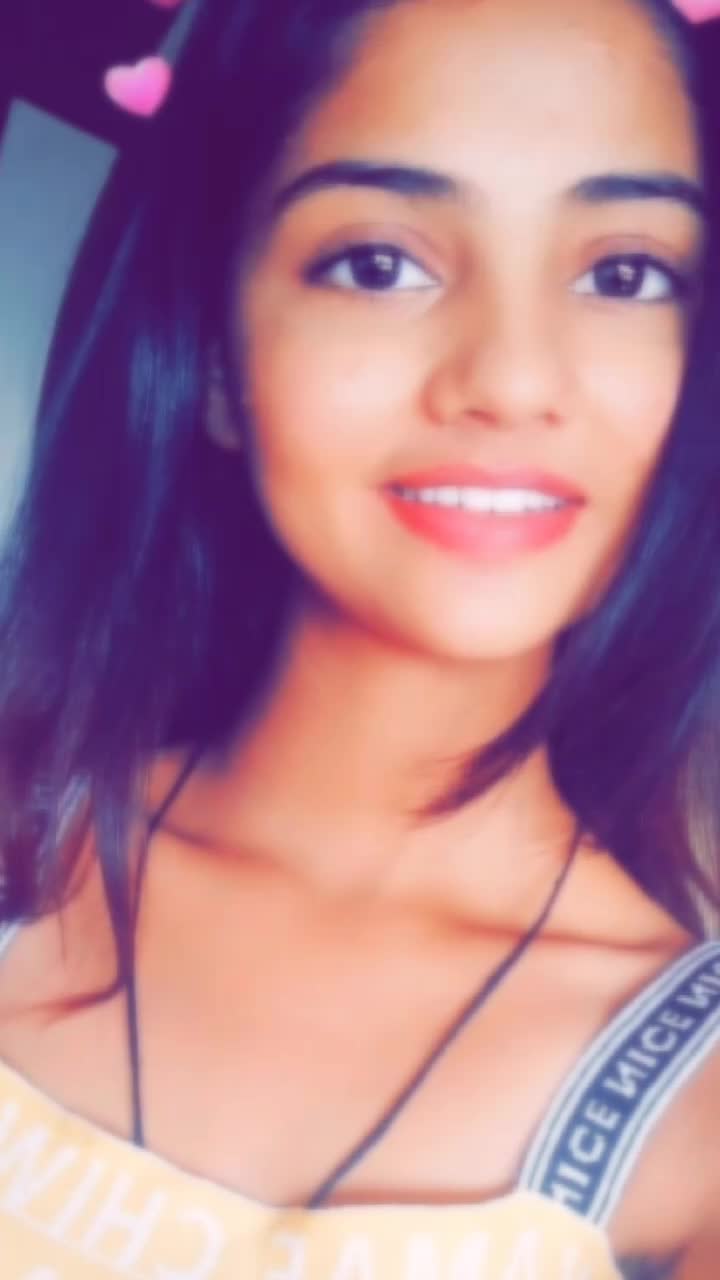 @Karina🦋