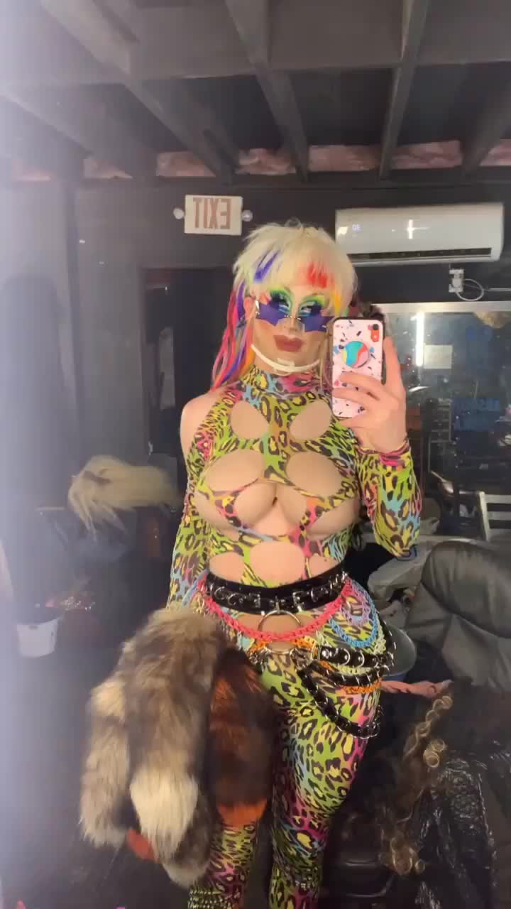 @Norvina &ldquo;Rainbow&rdquo; Dubois