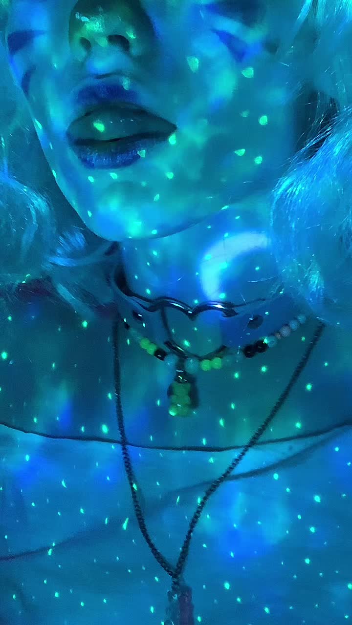 @L <3