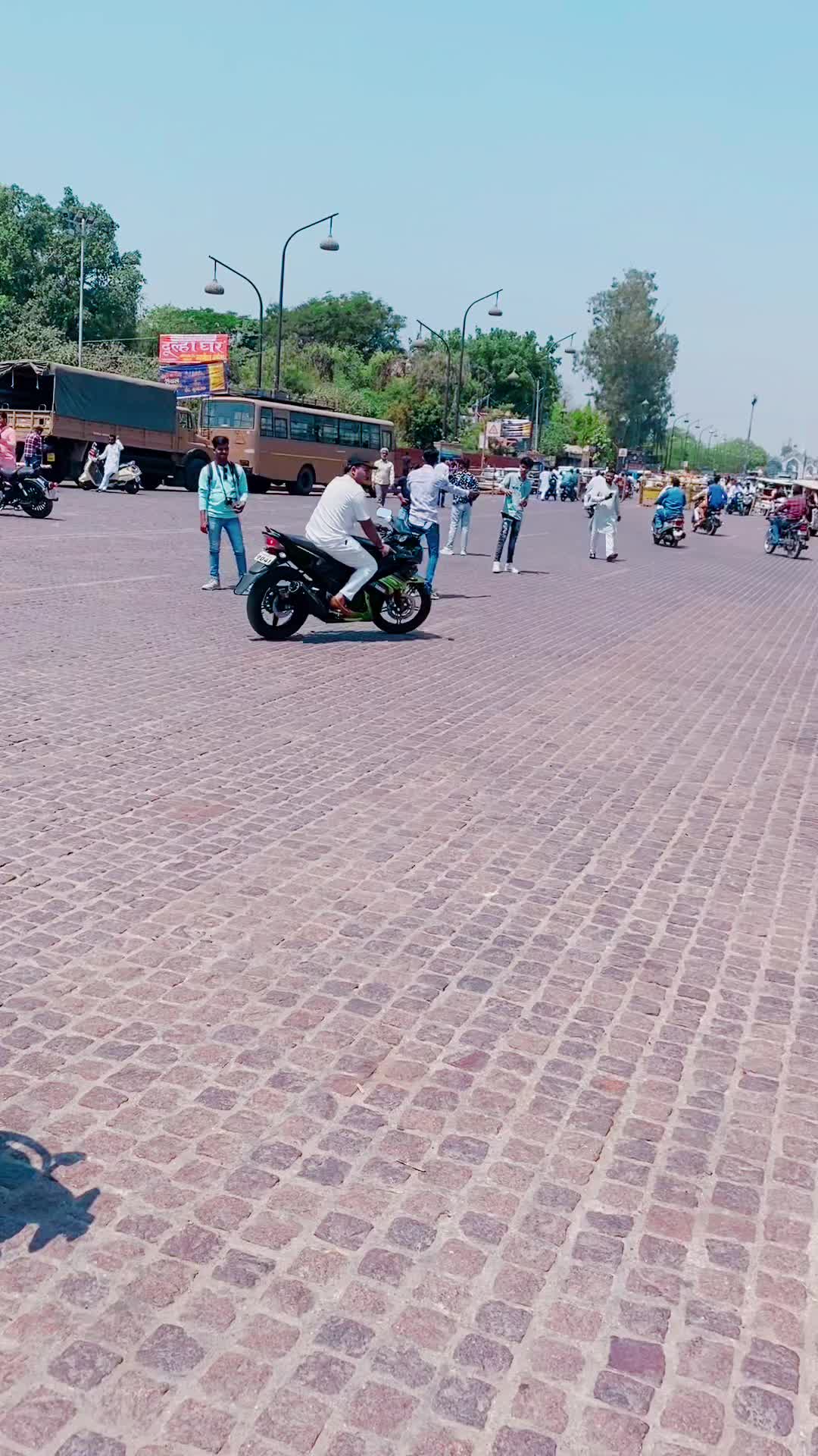@Meraj Khan