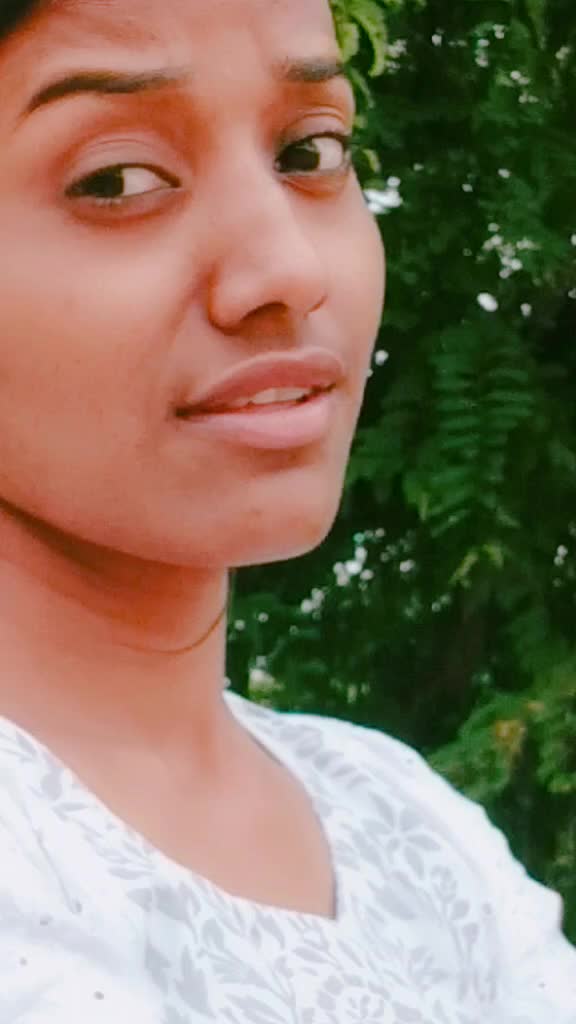 @#banjaragirl_smiley
