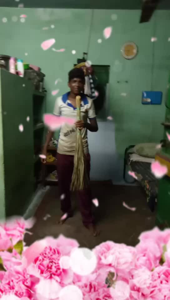 @user412862260800