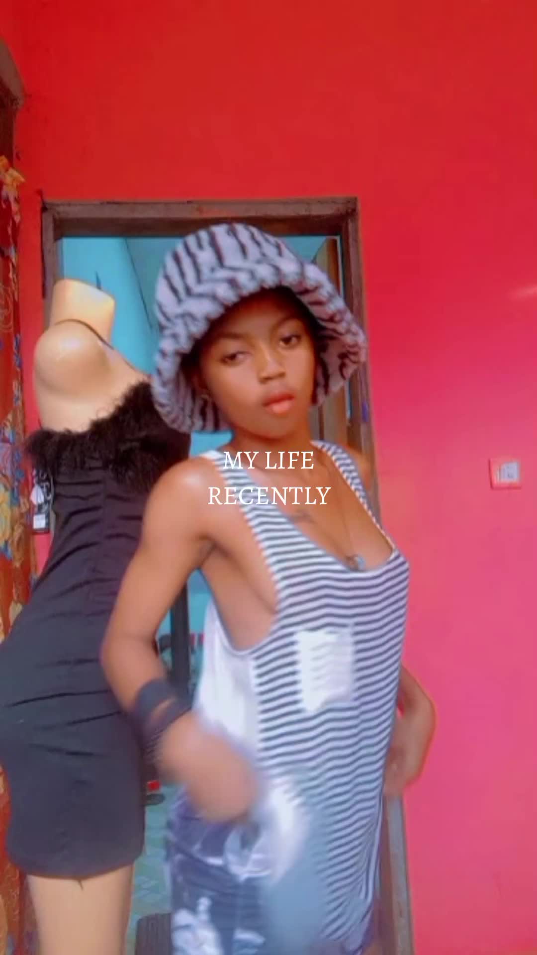 @꧁༒🌺•𝕯𝖊𝖑𝖆•🌺༒꧂