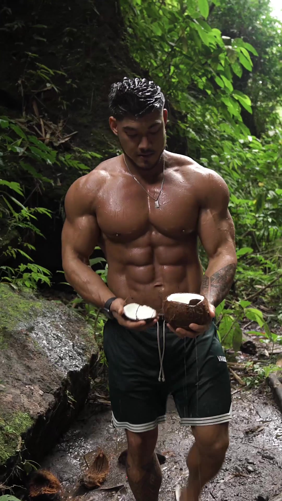 @nicolasiong