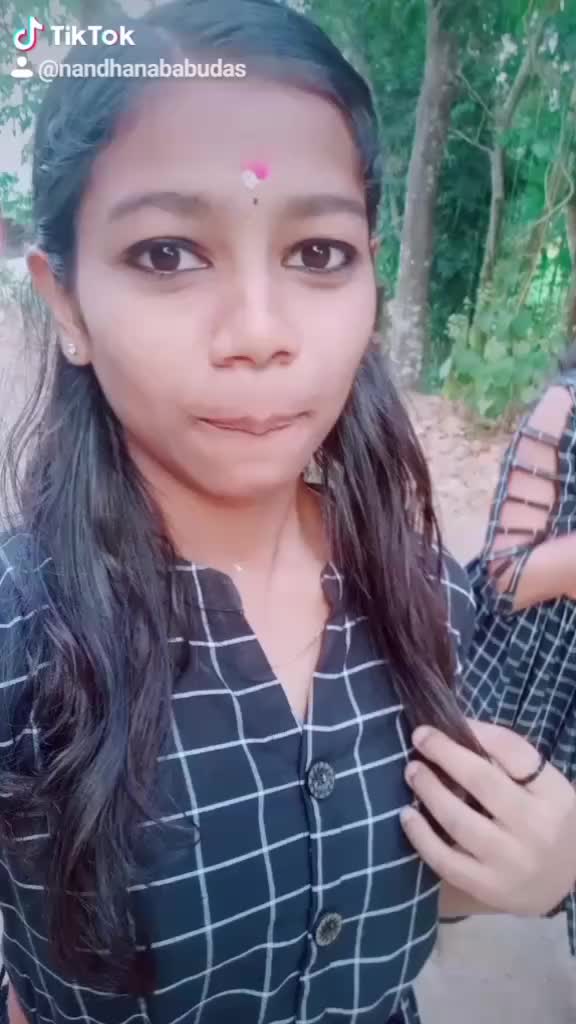 @Nandhuzz💜