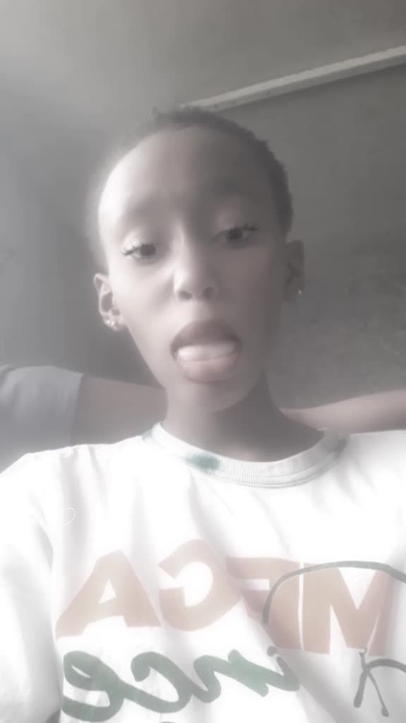 @awa elle même