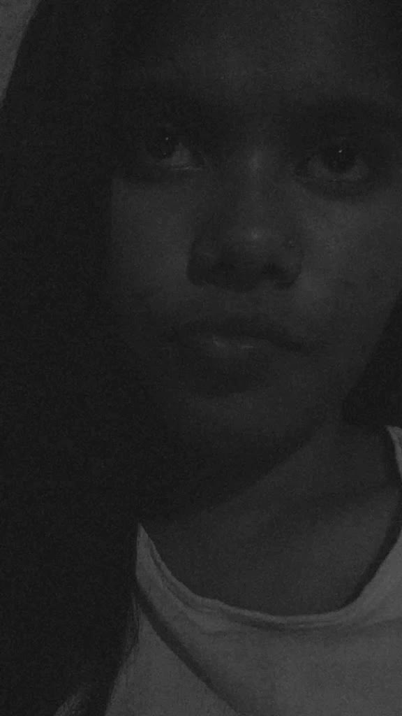 @teddy girl 🐻