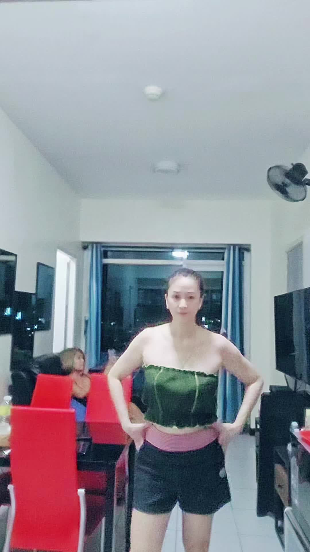 @Honeyrose