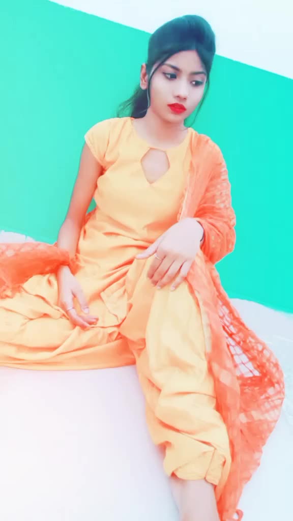 @👑 Rajora Queen 👑