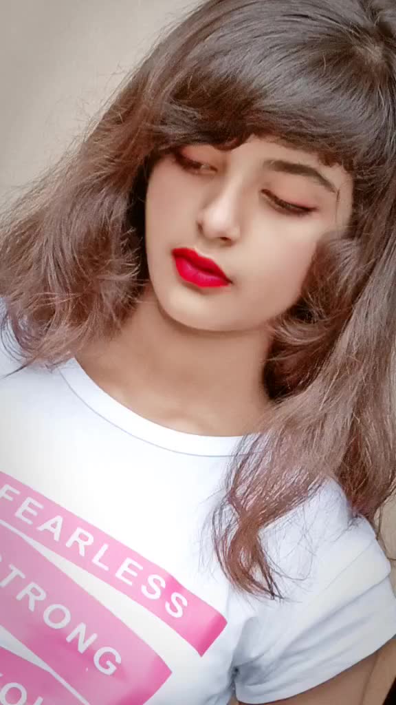 @Aishwarya tiwari 😊