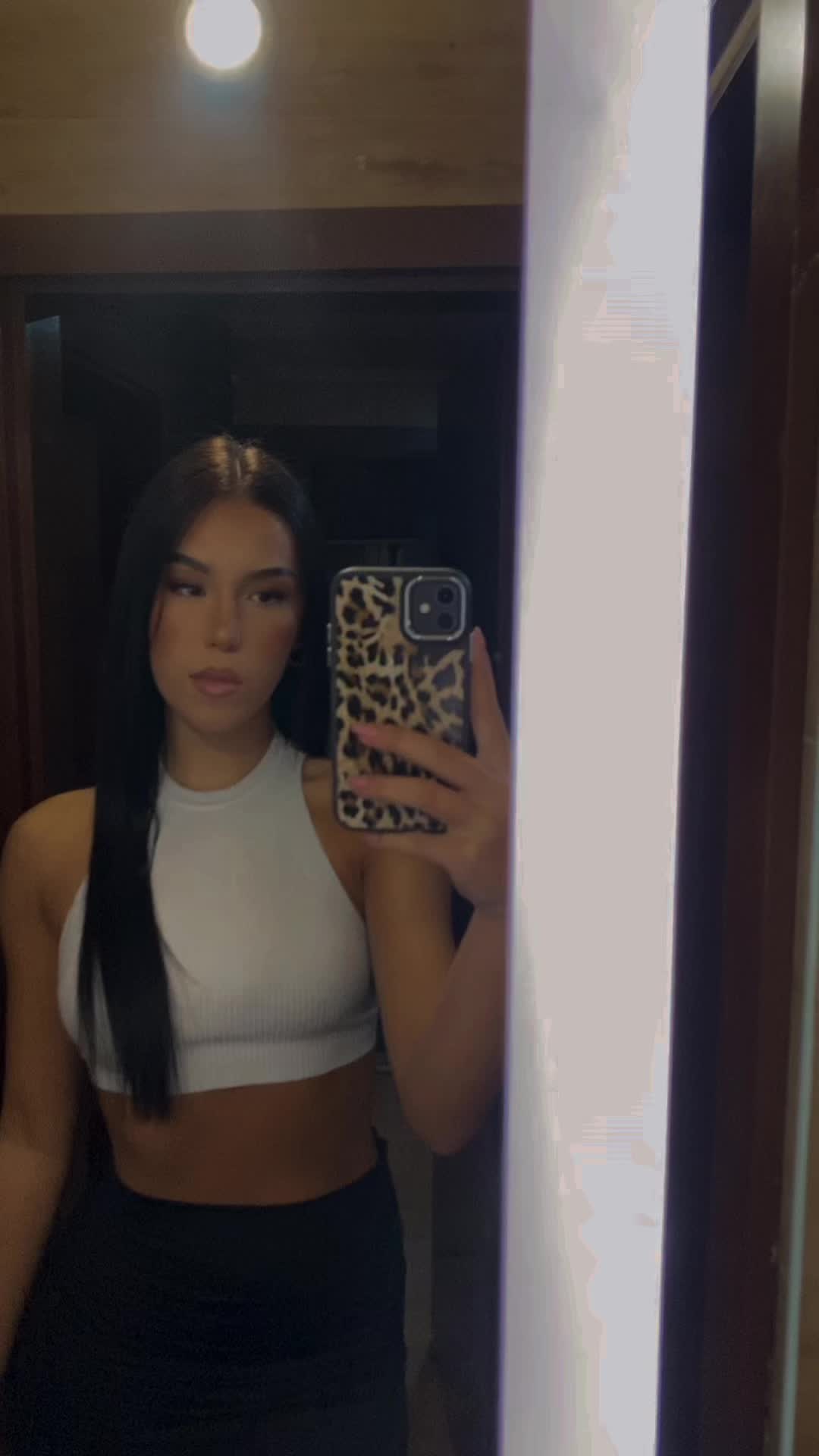 @ᴀɴᴀ