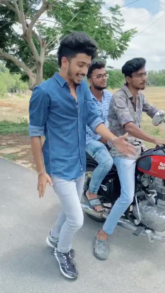 @⚡️ ĀRJUN HRITHĪK ⚡️