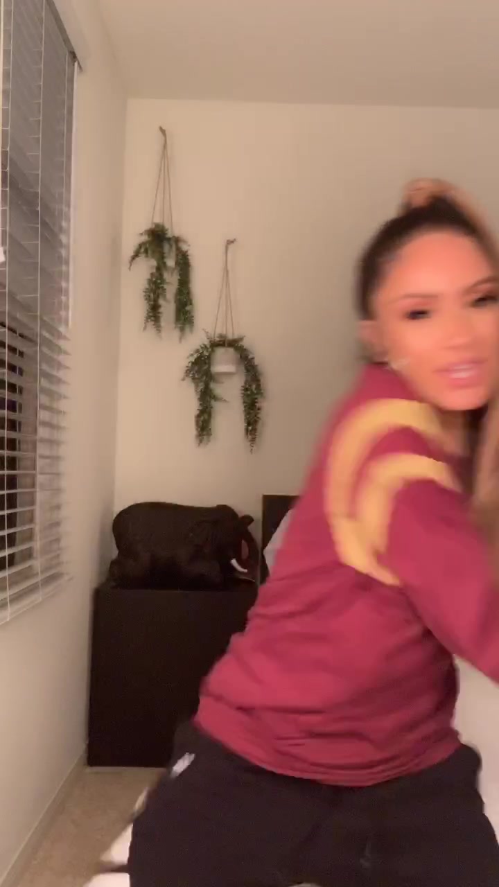 @MissCarrera