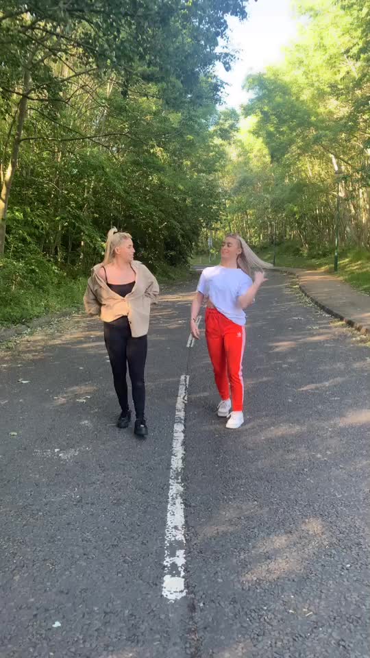 @ThelwellSisters✨