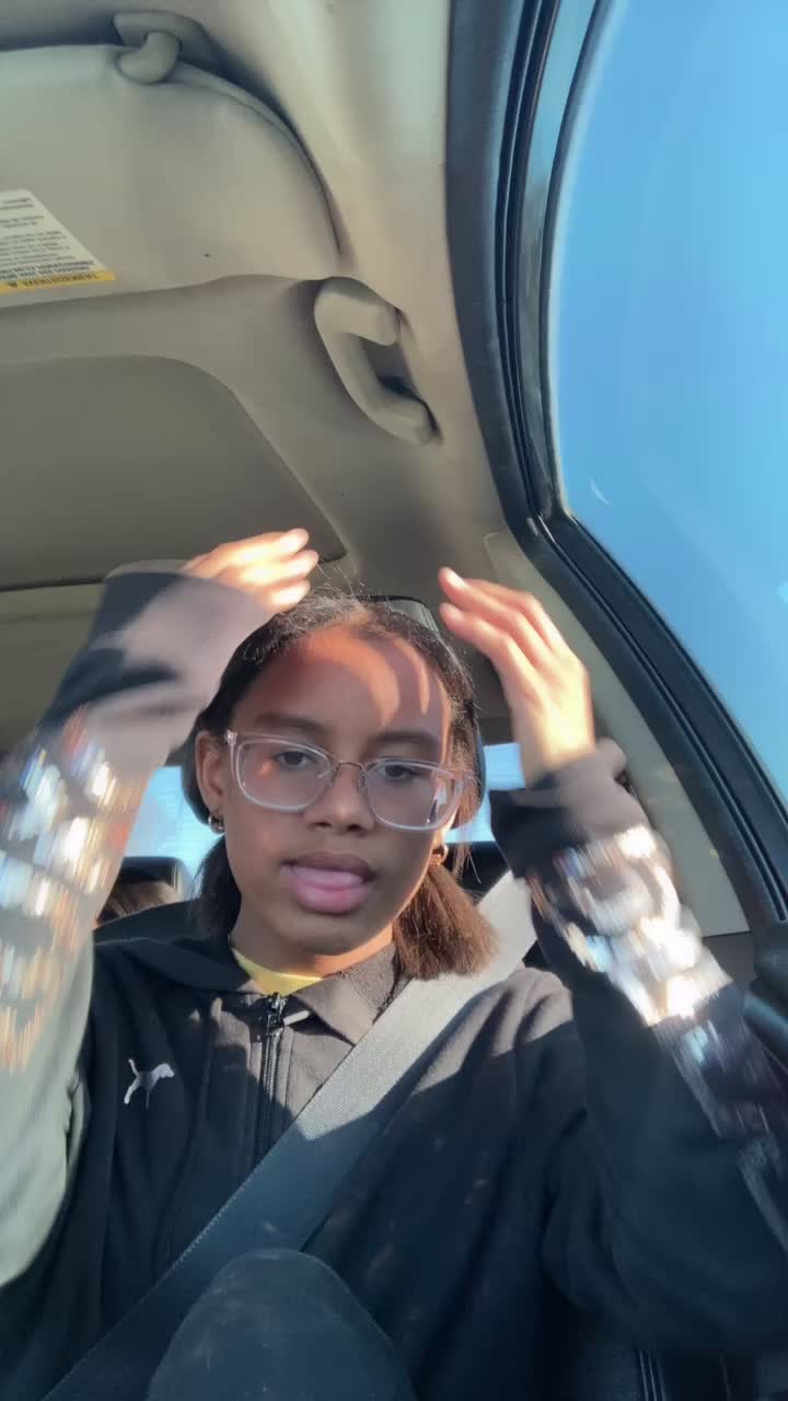 @anon._xx.jay.xx follow her