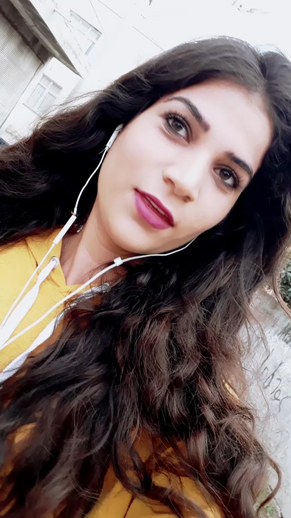 @özdemir (instagram)