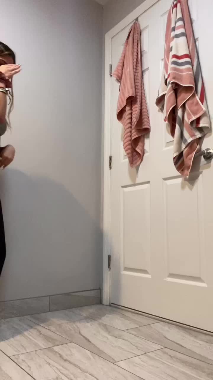 @carlie