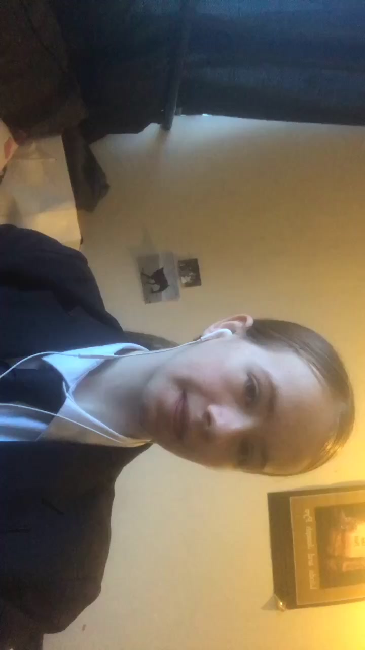 @chloechloewinton