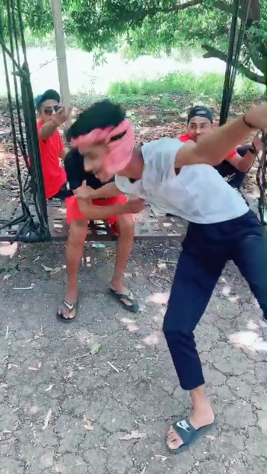 @Gam na poyra