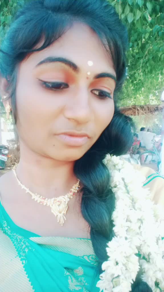 @Sindhu...kutty..