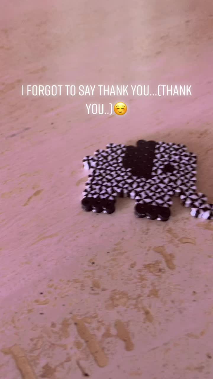 @UPSIDEDOWN_kids