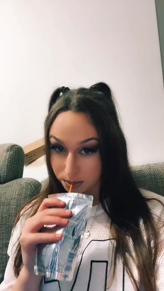 @Laura🥰