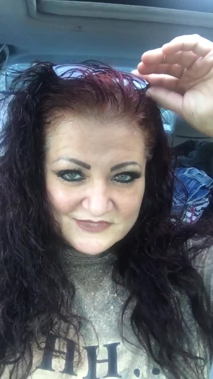 @ Angela  Hernandez