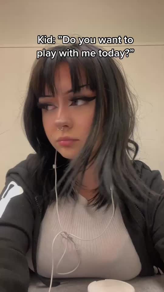 @Ewiee