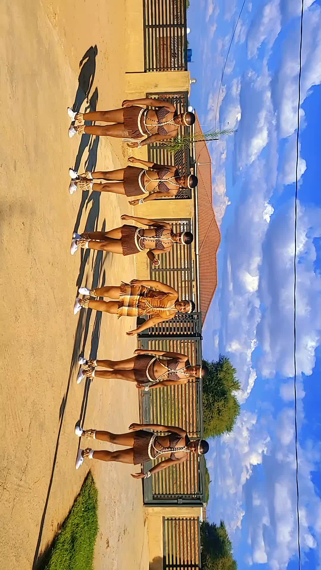 @MmaAusi