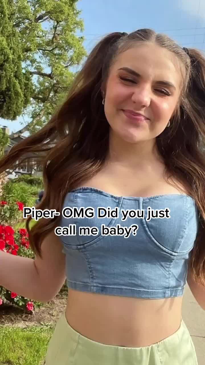 @Can elliana notice me x