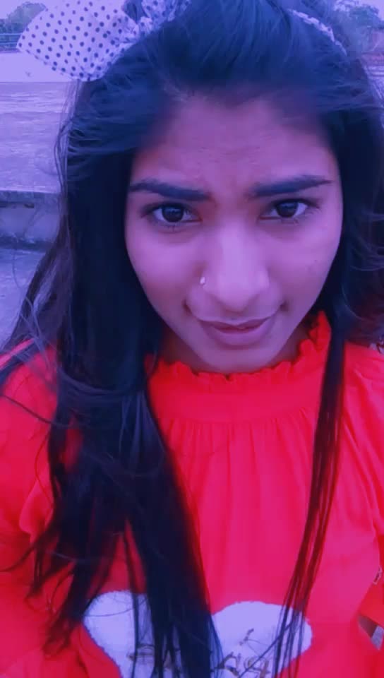 @Ruhi239