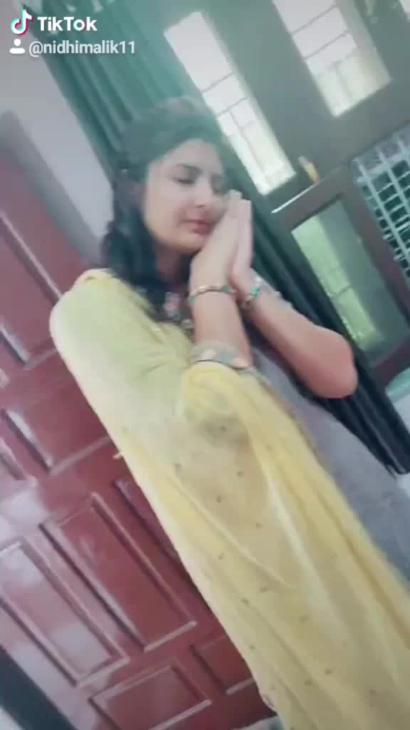 @nidhi malik