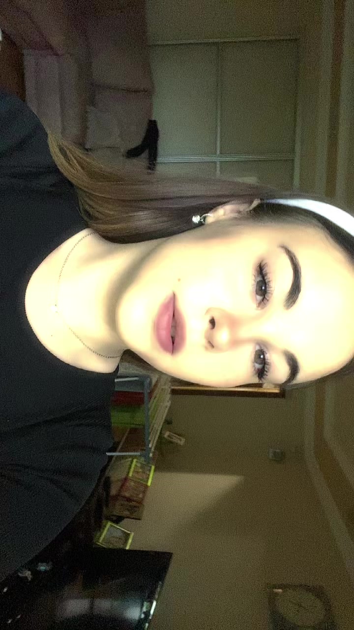@_A.n.i.t.a_